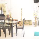 SRI SANDA HOLIDAY INN
