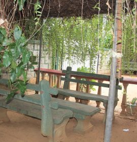 Elephant Fence Guest & safari service